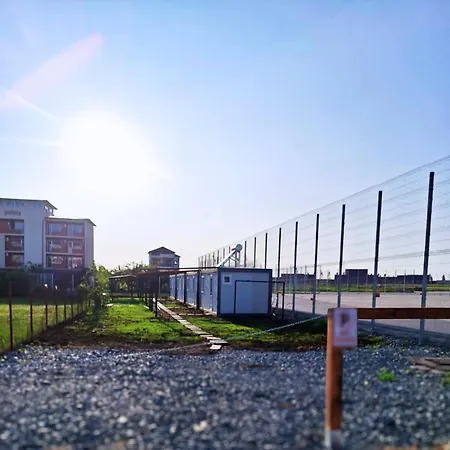 Tiny Hub Деревянный коттедж *